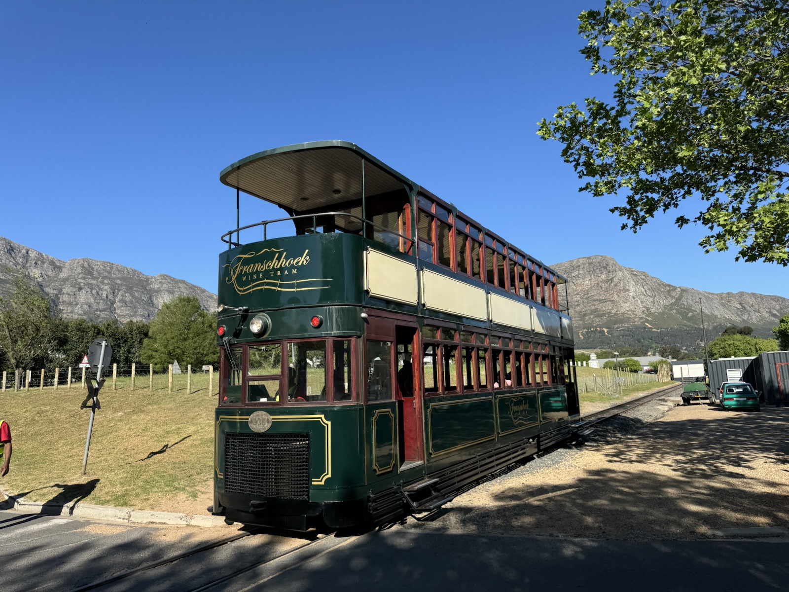 Mit der Winetram durch Franschhoek