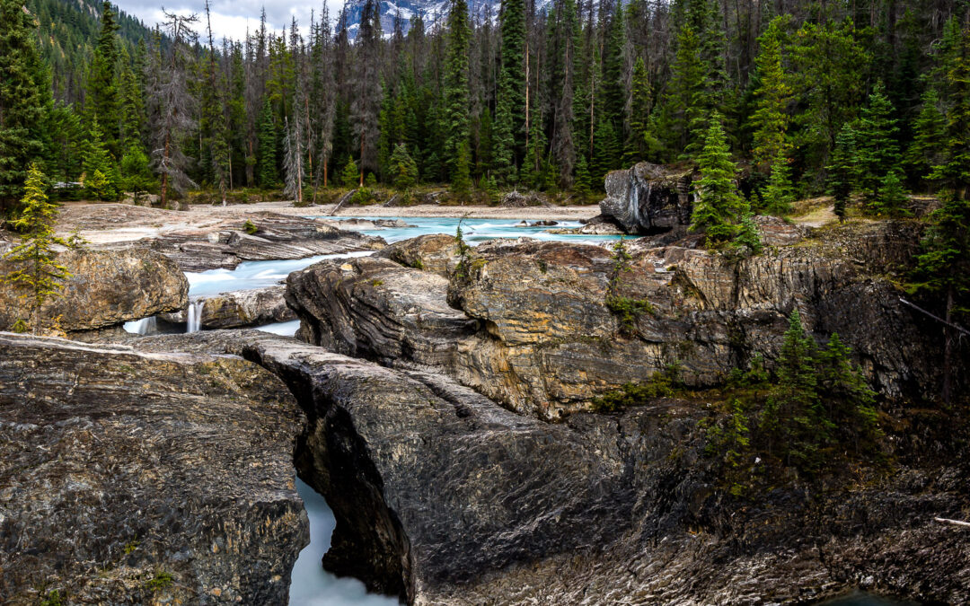 Natural Bridge – Yoho NP, Canada